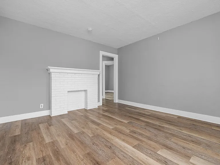Colvin View Apartments — Photo 69
