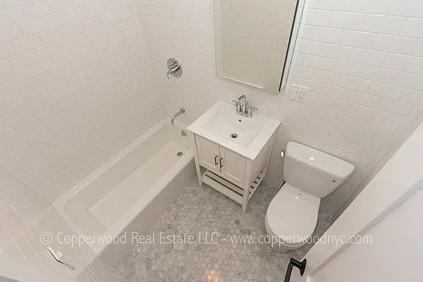 Rented by Copperwood Real Estate | media 10