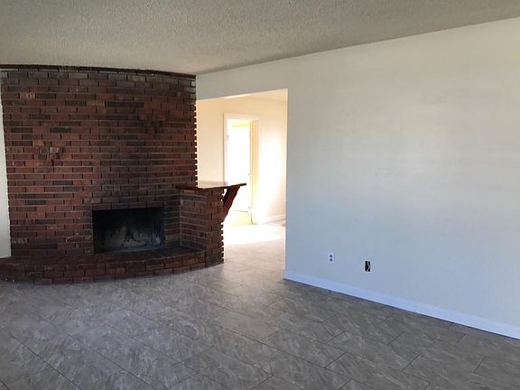 4th image of 34137 Avenue E APT 7