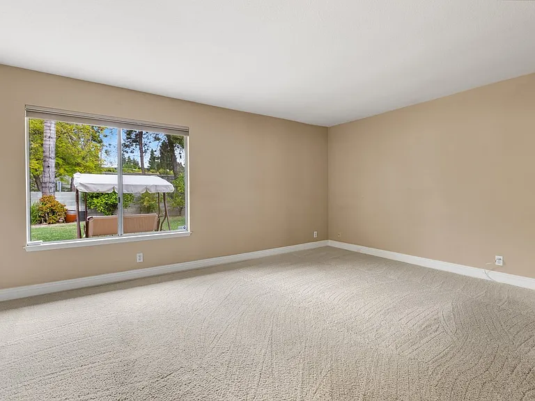 1517 Uppingham Dr — Photo 20