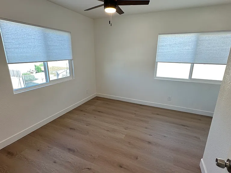 410 Zenith St #3 — Photo 23