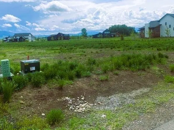108 Dry Fly Ln, Bozeman, MT 59718