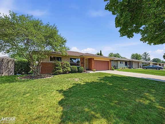 2nd image of 25318 Rubin Rd