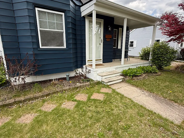 818 Stanley St — Photo 13