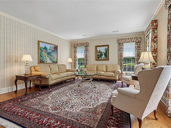 3rd image of 14745 Stonehedge Dr