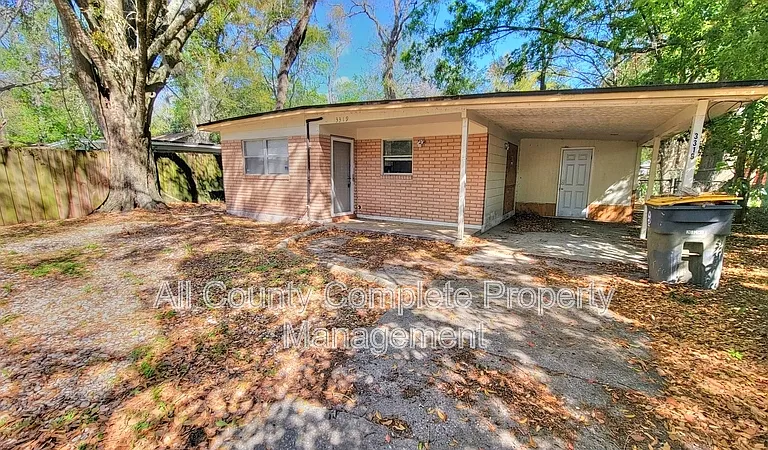 3319 Hunt St — Photo 1