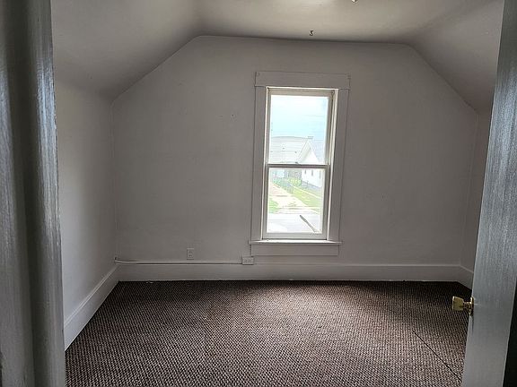 5th image of 3532 Avenue A