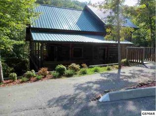 2954 Raven Fork Cir, Sevierville, TN 37876