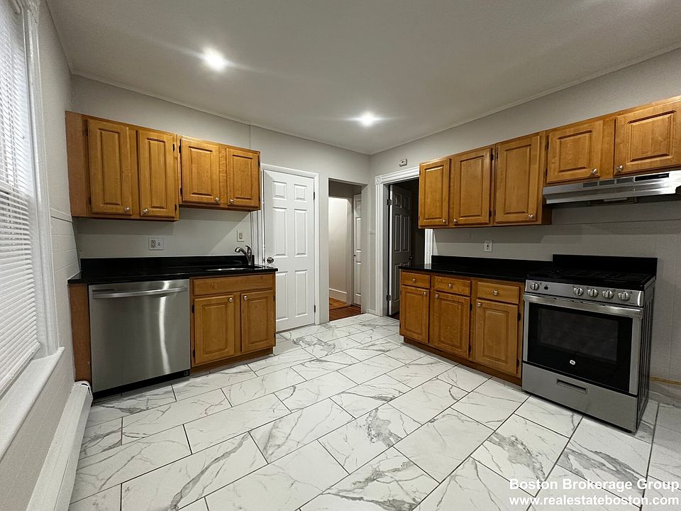 1st image of 22 Howell St #2