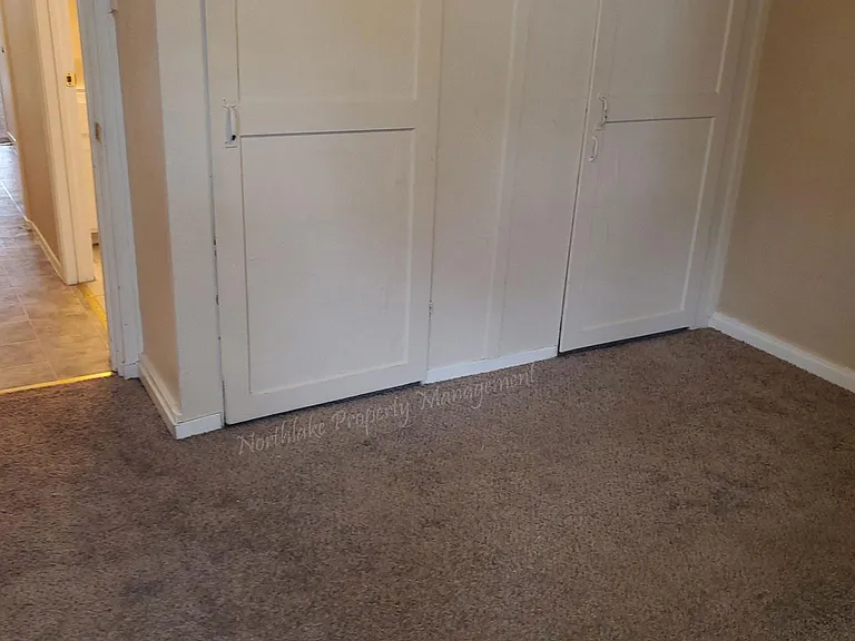 5820B Grove St — Photo 7