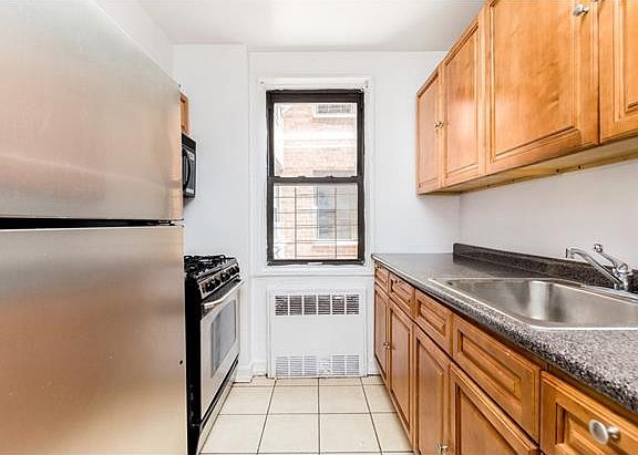 5th image of 3123 Bailey Ave APT 4G