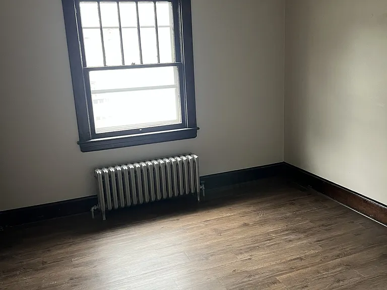 115 Grass Ave — Photo 8
