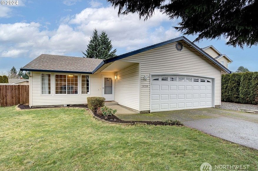 1st image of 3218 NE 158th Court