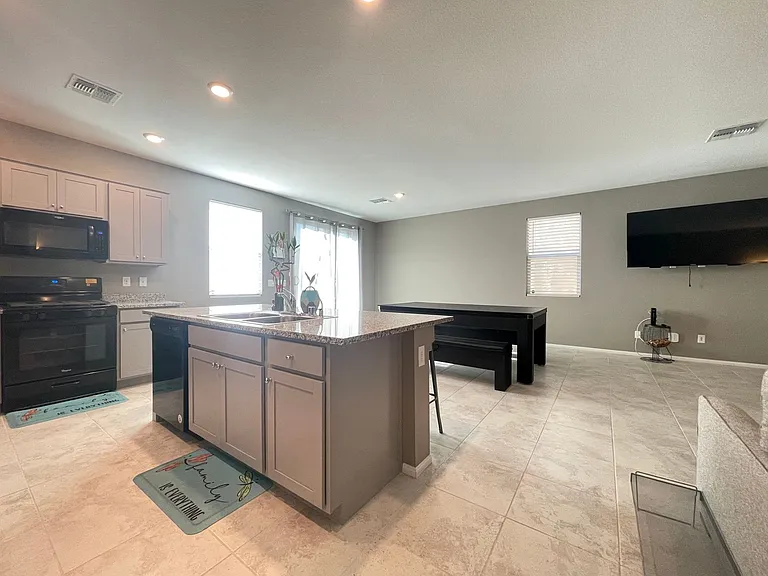 9681 Eamont River St — Photo 9
