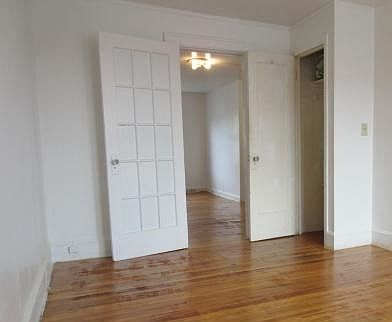 4th image of 2140 46th St #2