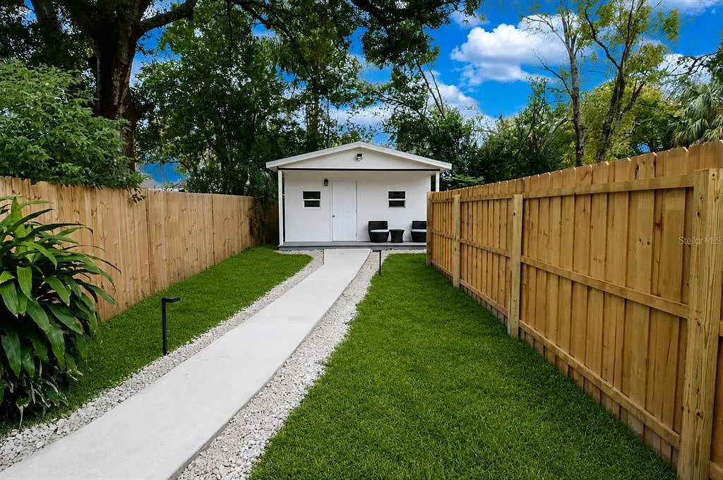 1 bed, 1.0 bath, 530 sqft, $1,100 — Photo 3