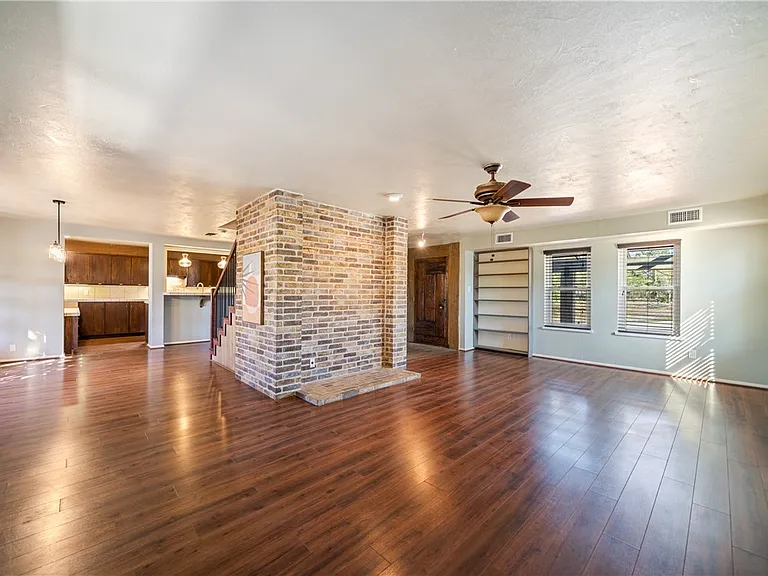 3649 Valley View Dr #52B — Photo 4