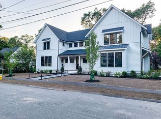 68 Woodledge Rd, Needham, MA 02492