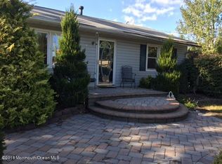5 Cornell Rd, South Toms River, NJ 08757