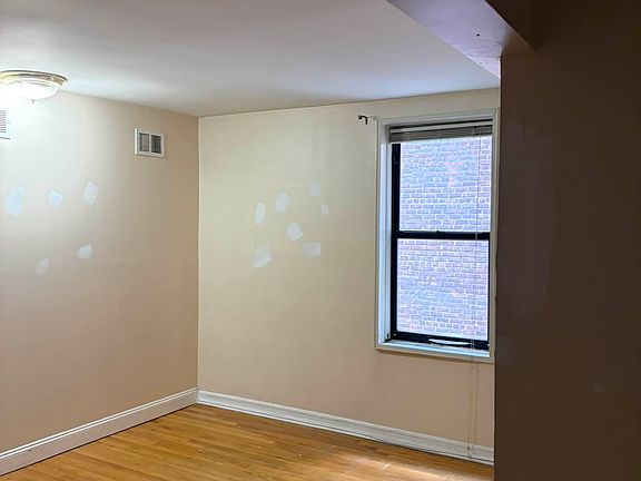 4th image of 83-30 118th St #3M