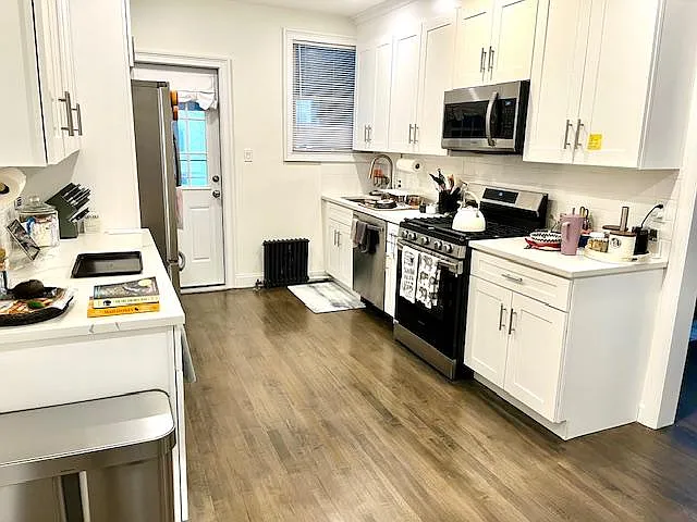 Marble Ave — Photo 1