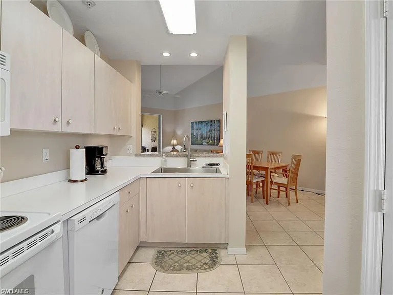 2408 Millcreek Ln #202 — Photo 10