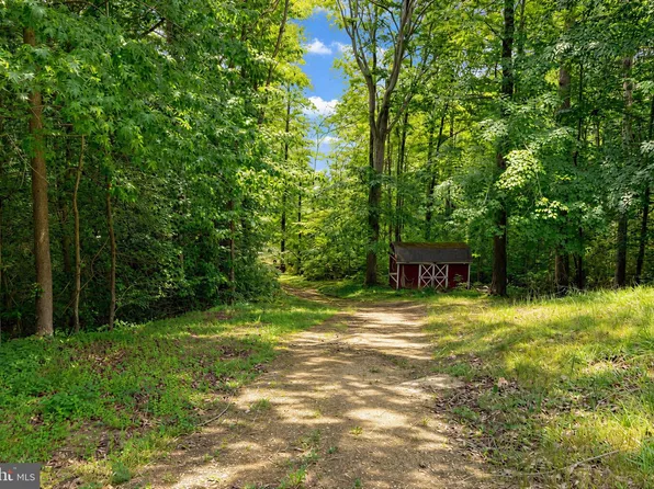 39655 Persimmon Creek Rd, Mechanicsville, MD 20659