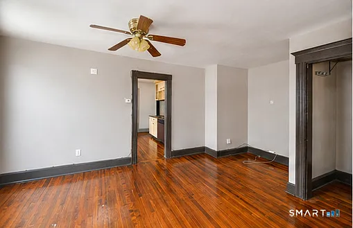 2341 Barnum Ave #A — Photo 6