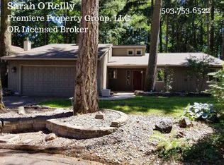 17260 SW Oakenshield Ct, Durham, OR 97224