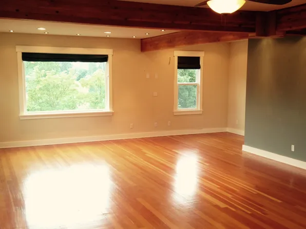 7652 E Green Lake Dr N #7650, Seattle, WA 98103