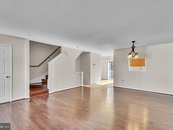 5th image of 7015 Migliori Ct