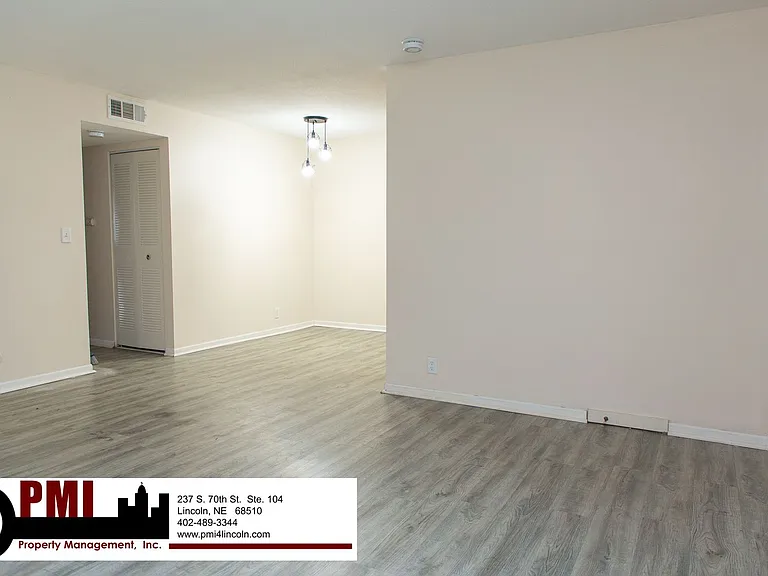 Cheerio Apartments — Photo 35