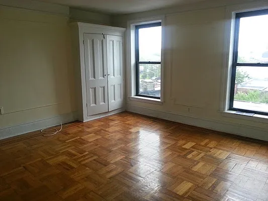 Rented by Rapid Realty Cobble Hill | media 4