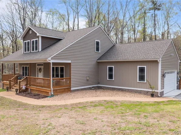 7505 Old Camp Rd, Lanexa, VA 23089