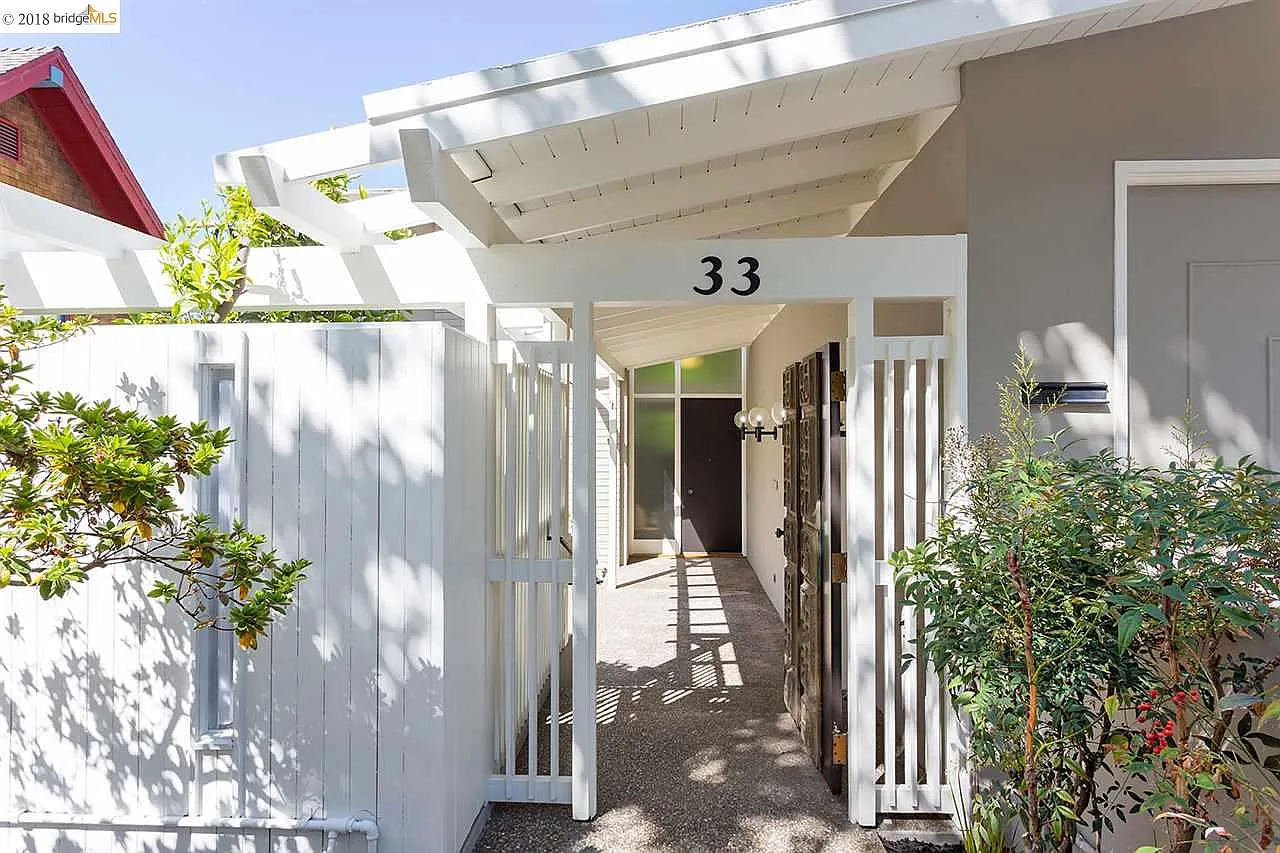 33 Alvarado Rd photo 1