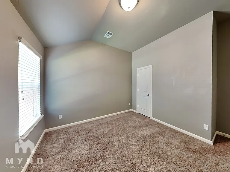 1109 Merlin Dr — Photo 17