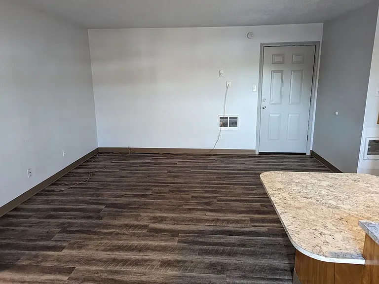 157 W Walnut Ave — Photo 6