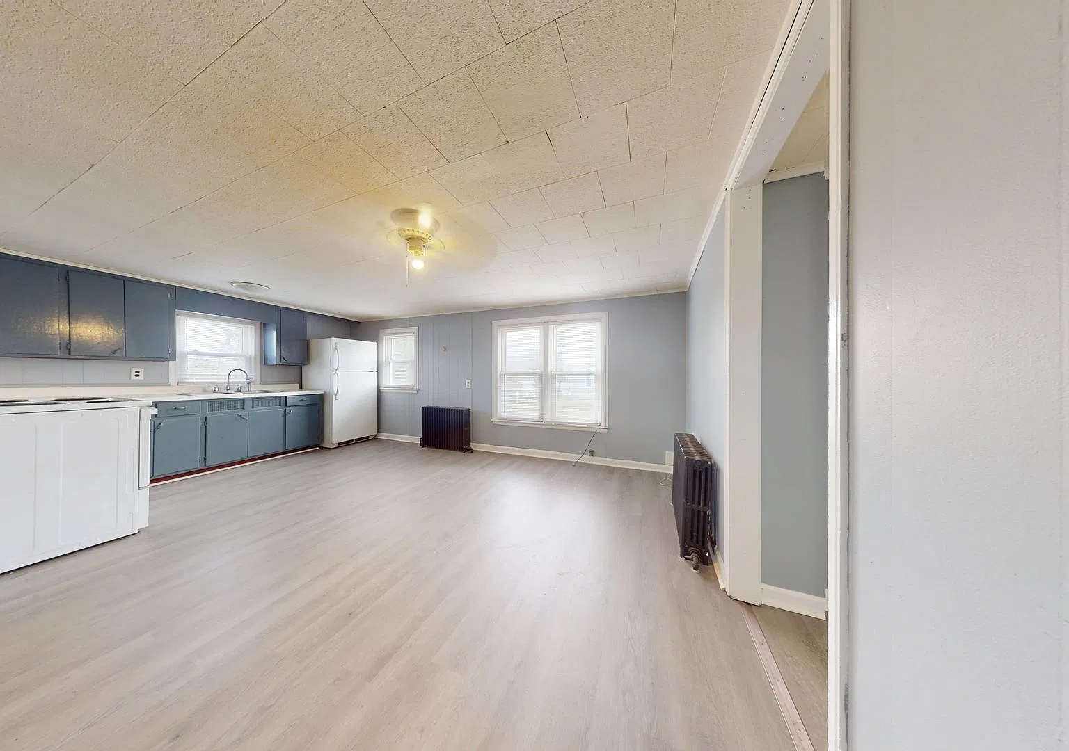 87 Mack Ave — Photo 3