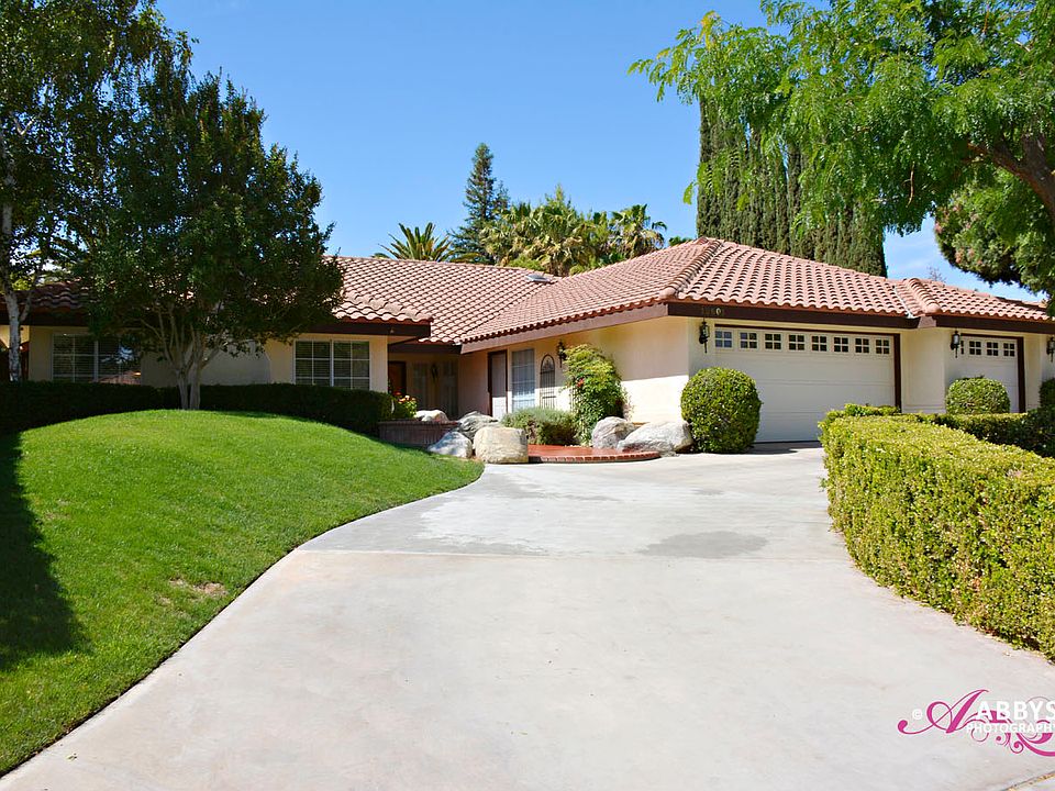 1st image of 12601 Branch Ct
