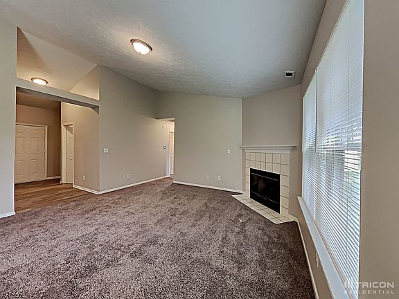 3rd image of 6087 Pillory Dr