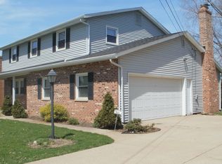 1428 Locust St S, Canal Fulton, OH 44614