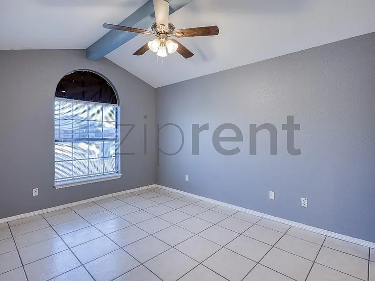 6053 Blanco River St — Photo 17