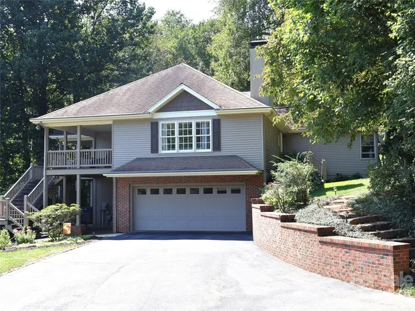 105 Deer Glade Ln, Waynesville, NC 28786