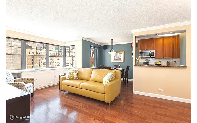 Sold by Douglas Elliman | media 15