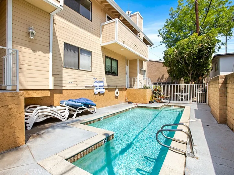 5340 Wilkinson Ave #6 — Photo 26