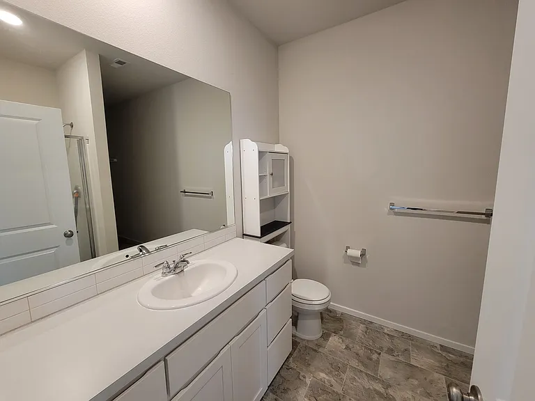 11321 NE 17th St — Photo 7