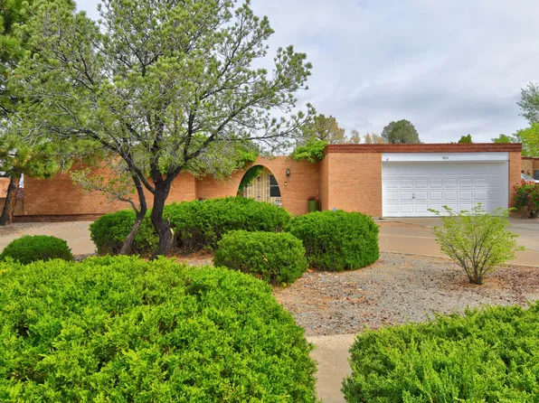 7424 La Jara Ct NE, Albuquerque, NM 87109