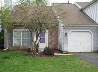 2408 Aspen Dr, Woodstock, IL 60098