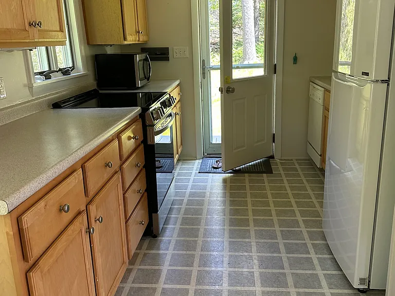 5 Haddons Entry — Photo 5