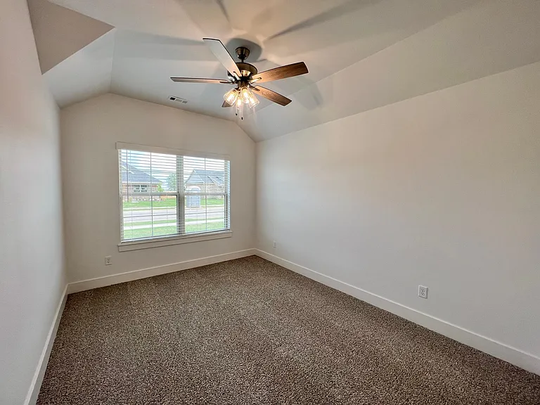 925 Sugar Pine St — Photo 22